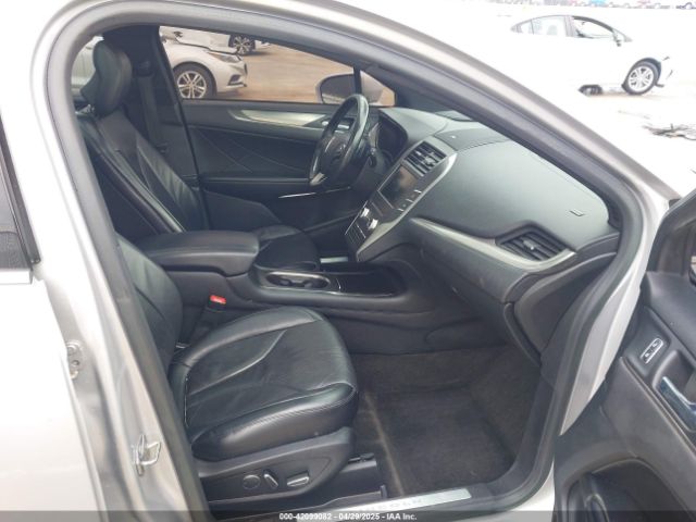 5LMTJ2AH0FUJ27125 Lincoln MKC