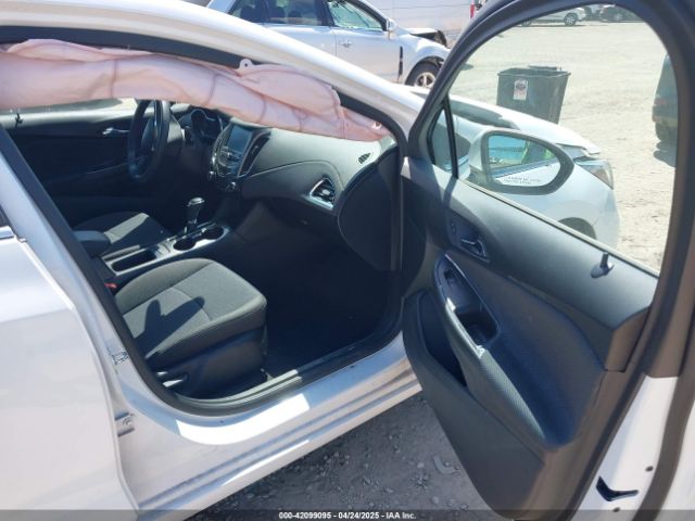 1G1BE5SM1H7270129 Chevrolet Cruze Lt Auto