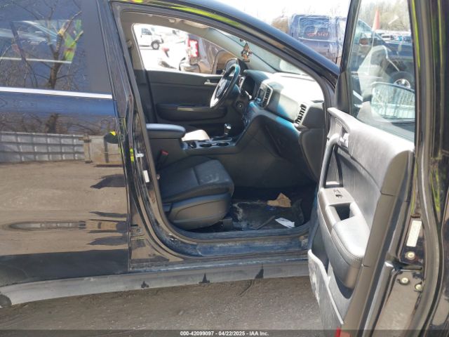 KNDPMCAC4K7606263 KIA Sportage Lx