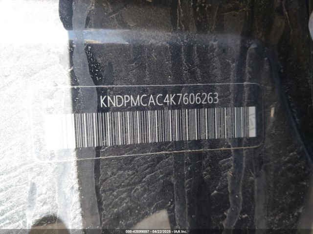 KNDPMCAC4K7606263 KIA Sportage Lx