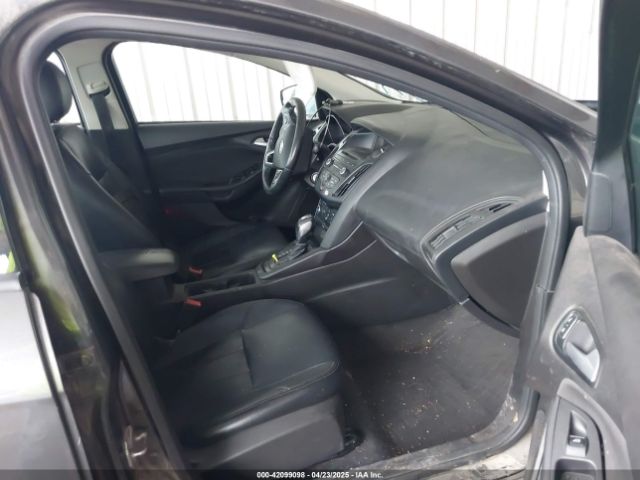 1FADP3F21FL293539 Ford FOCUS SE