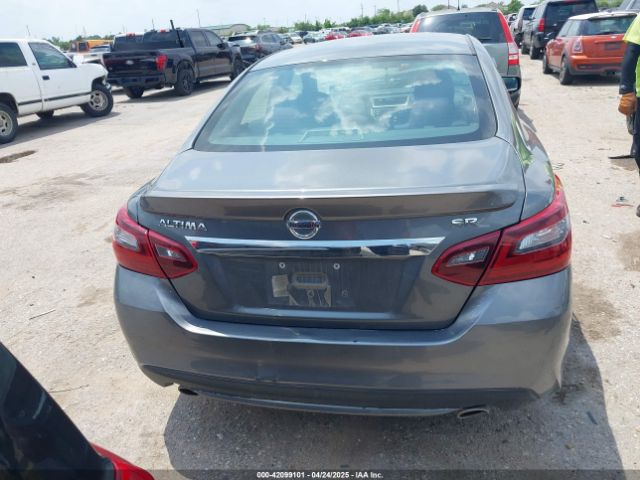 1N4AL3AP2JC229312 Nissan Altima 2.5 Sr
