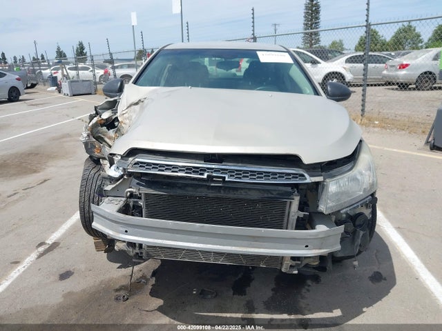 1G1PA5SG8E7351510 Chevrolet lwe