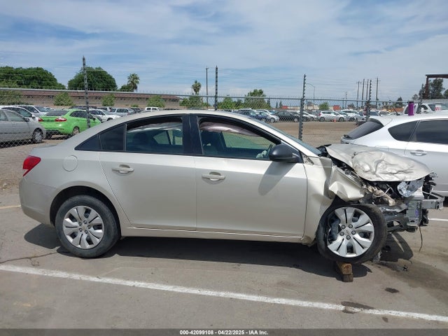 1G1PA5SG8E7351510 Chevrolet lwe