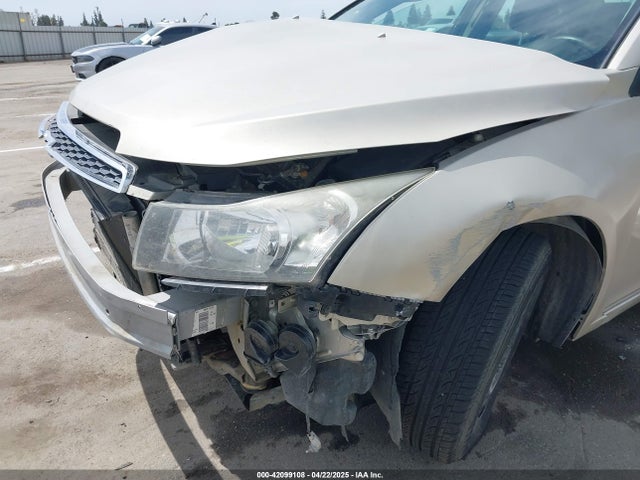 1G1PA5SG8E7351510 Chevrolet lwe