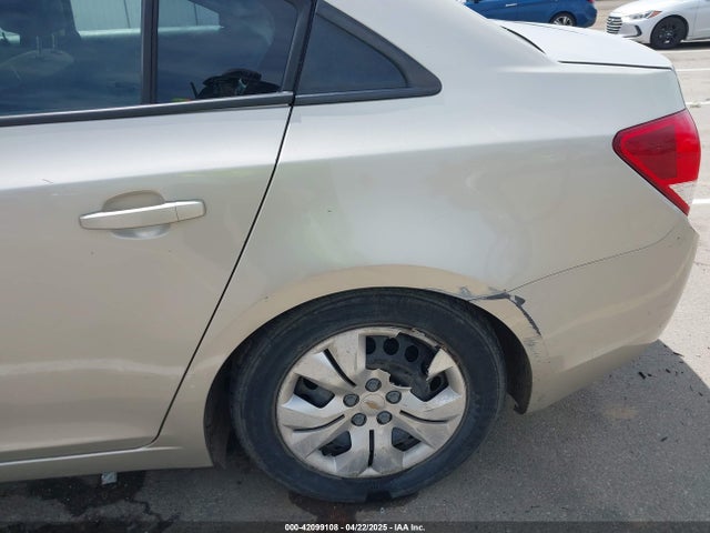 1G1PA5SG8E7351510 Chevrolet lwe