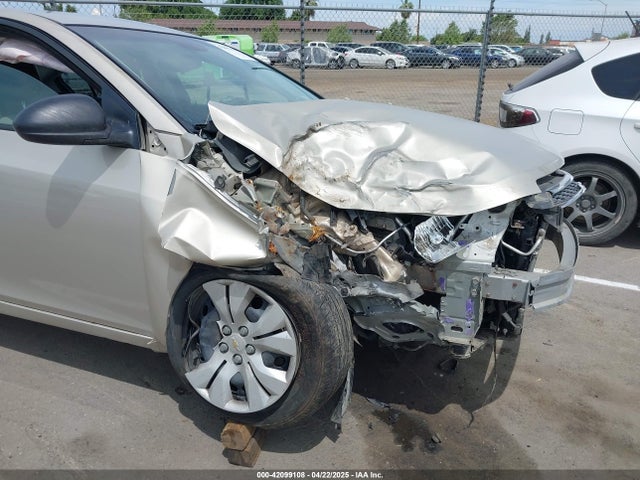 1G1PA5SG8E7351510 Chevrolet lwe
