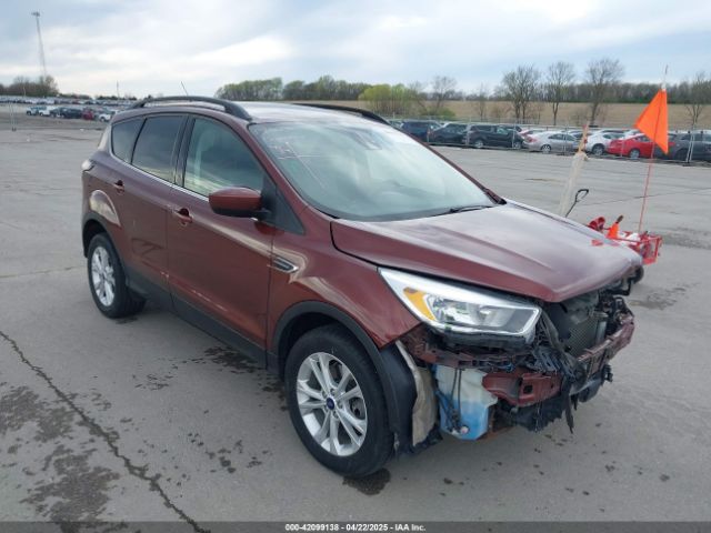 1FMCU9GD2JUC63126 Ford ESCAPE SE