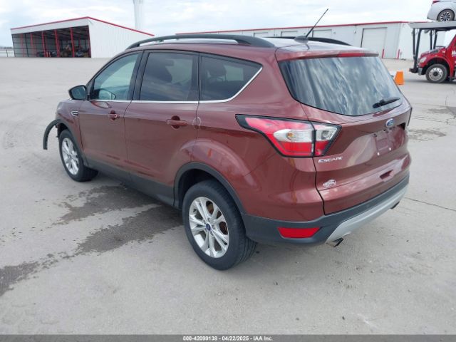 1FMCU9GD2JUC63126 Ford ESCAPE SE