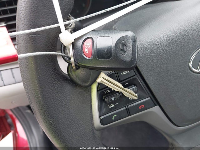 5NPD84LF0HH142140 Hyundai ELANTRA SE