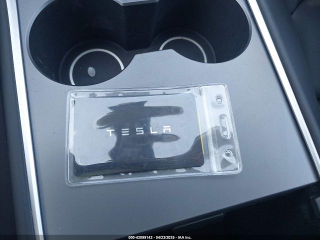 2023 TESLA MODEL 3 5YJ3E1EA5PF696436 Photo 10