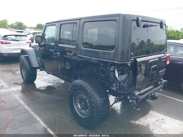 1C4BJWDG4FL687829 Jeep Wrangler Unlimited Sport
