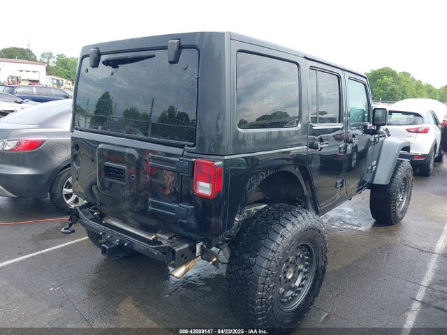 1C4BJWDG4FL687829 Jeep Wrangler Unlimited Sport