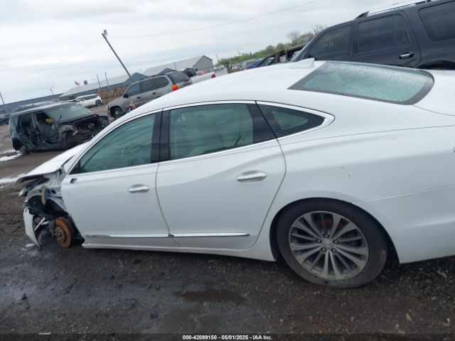 1G4ZP5SS8HU130705 Buick Lacrosse Essence