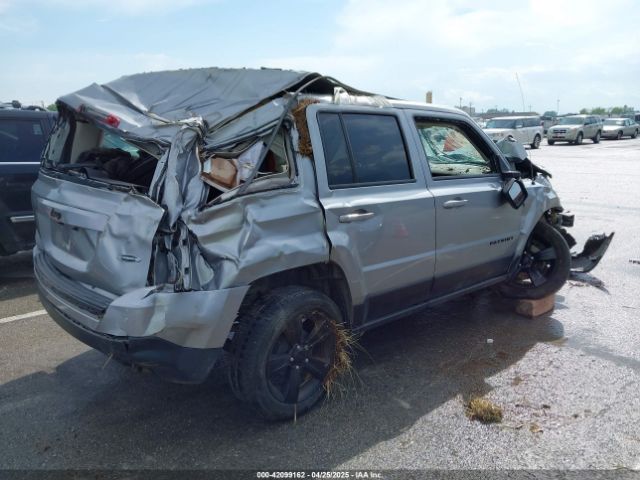 1C4NJPBA0FD247358 Jeep Patriot Altitude Edition