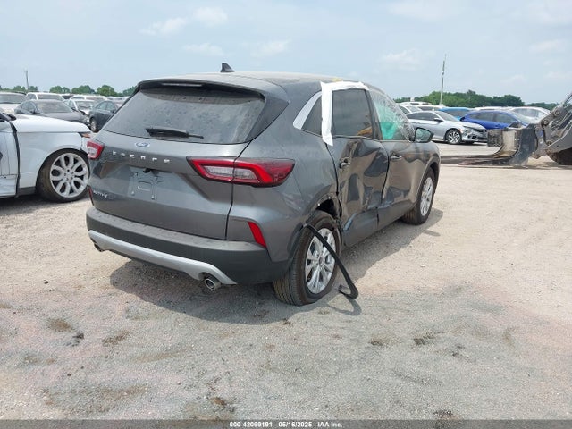 1FMCU0GN5PUA85662 Ford Escape Active