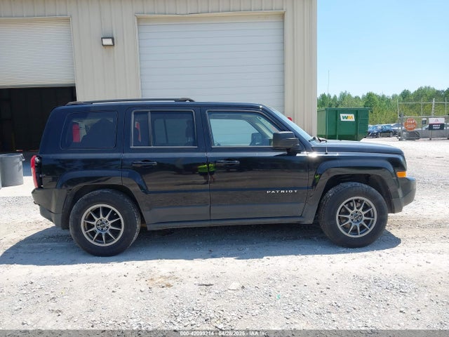 1C4NJPBAXHD141227 Jeep Patriot Sport Fwd