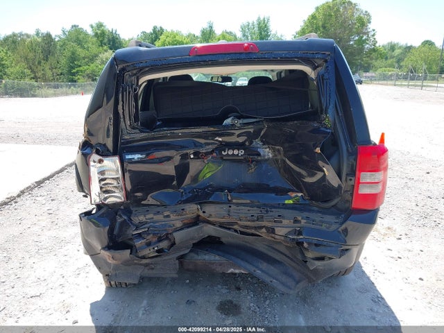 1C4NJPBAXHD141227 Jeep Patriot Sport Fwd