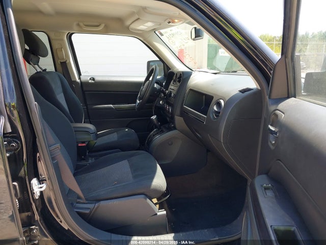1C4NJPBAXHD141227 Jeep Patriot Sport Fwd