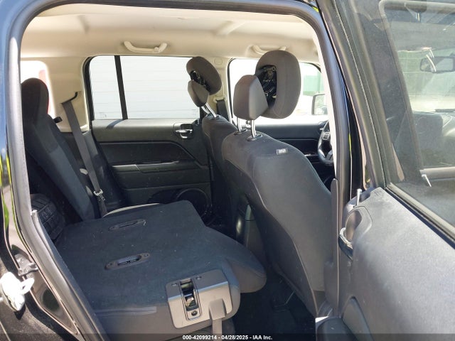 1C4NJPBAXHD141227 Jeep Patriot Sport Fwd
