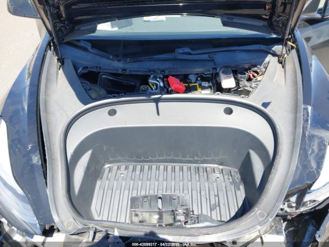 5YJ3E1EB1MF052968 Tesla MODEL 3