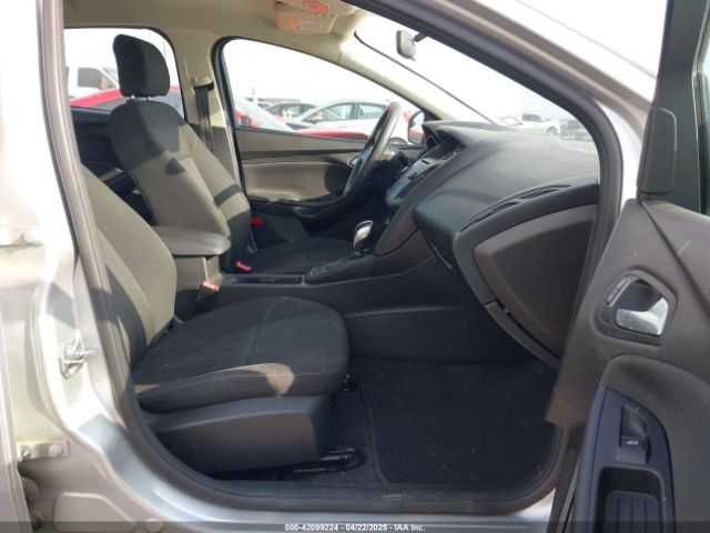 1FADP3F2XFL340583 Ford FOCUS SE