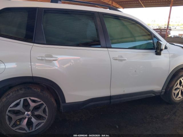 JF2SKAFC2MH416828 Subaru Forester Premium