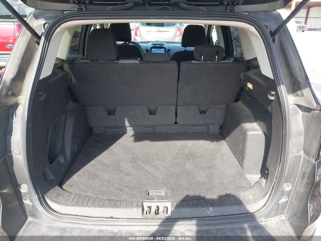 1FMCU0GD4HUD94743 Ford ESCAPE SE