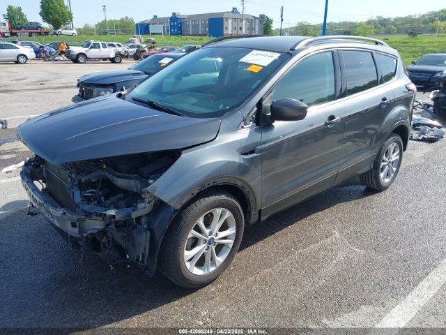 1FMCU0GD4HUD94743 Ford ESCAPE SE