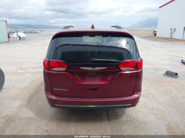 2C4RC1BG2HR787825 Chrysler Pacifica Touring-l