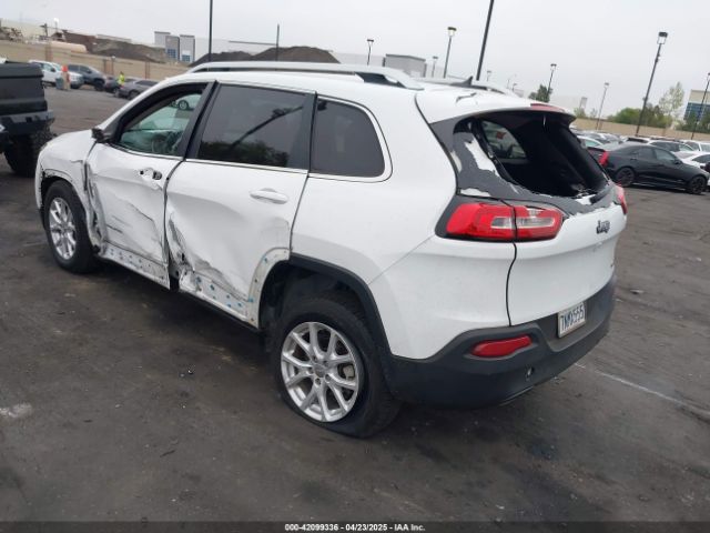 1C4PJLCB0FW761871 Jeep Cherokee Latitude