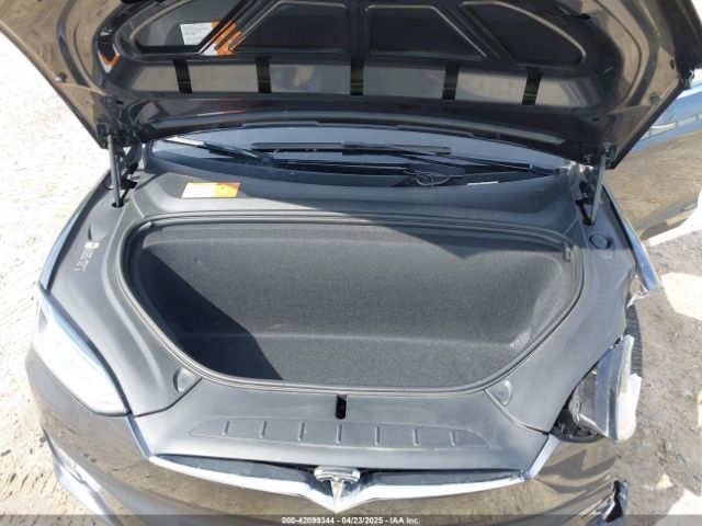 5YJXCBE20HF070235 Tesla Model X 100d/75d/90d
