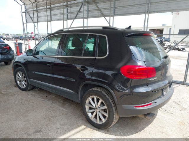 WVGRV7AX5HW501063 Volkswagen 2.0 tsi