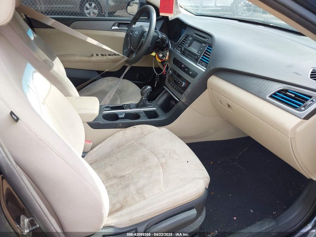 5NPE24AF6FH219700 Hyundai SONATA SE