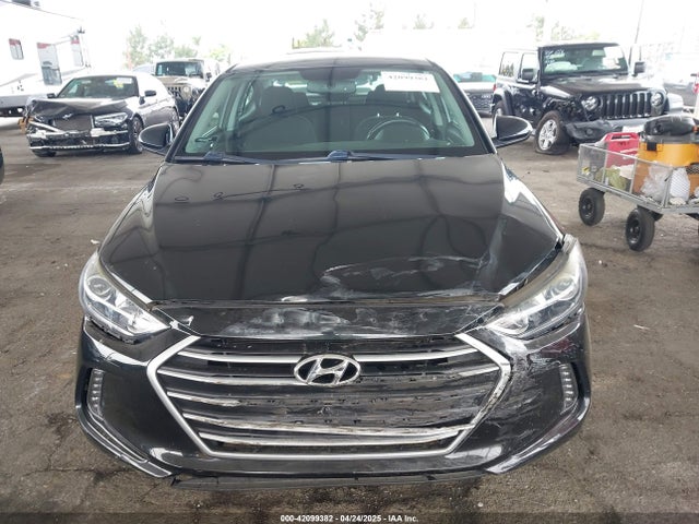 5NPD84LF4HH187873 Hyundai 2017
