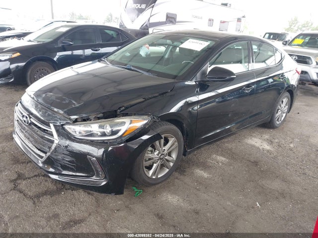 5NPD84LF4HH187873 Hyundai 2017