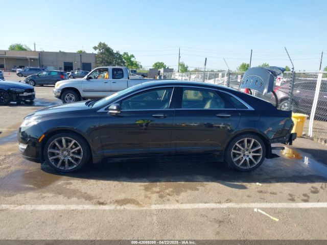3LN6L2G95GR632533 Lincoln MKZ