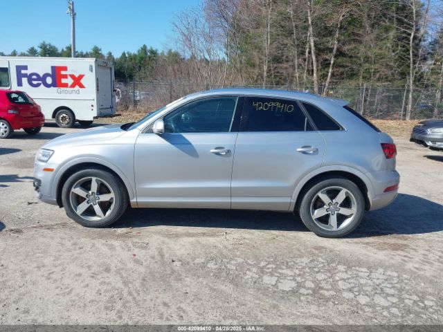 WA1EFCFSXFR010015 Audi Q3 2.0t Premium Plus