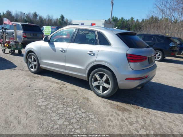 WA1EFCFSXFR010015 Audi Q3 2.0t Premium Plus