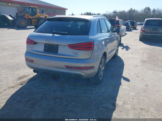 WA1EFCFSXFR010015 Audi Q3 2.0t Premium Plus
