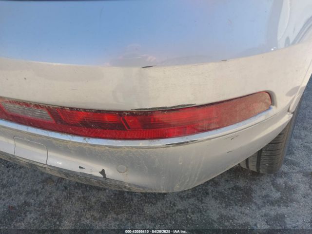 WA1EFCFSXFR010015 Audi Q3 2.0t Premium Plus