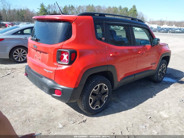 ZACCJBCT1GPE28594 Jeep Renegade Trailhawk