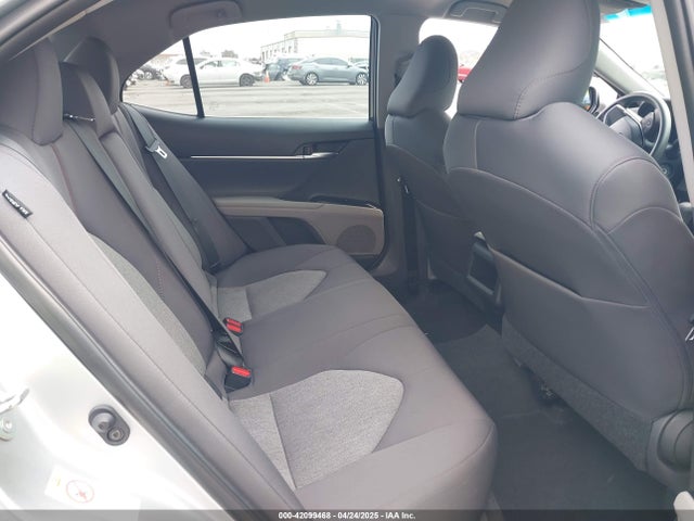 4T1B11HK3JU634099 Toyota CAMRY LE