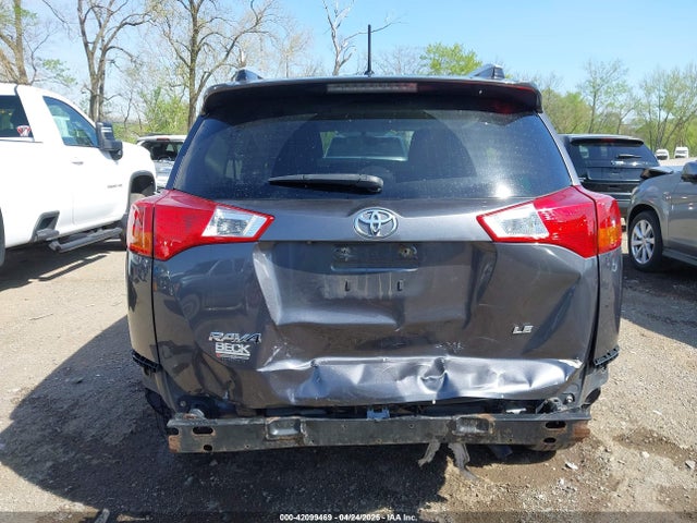 JTMZFREV3EJ004415 Toyota RAV4 LE