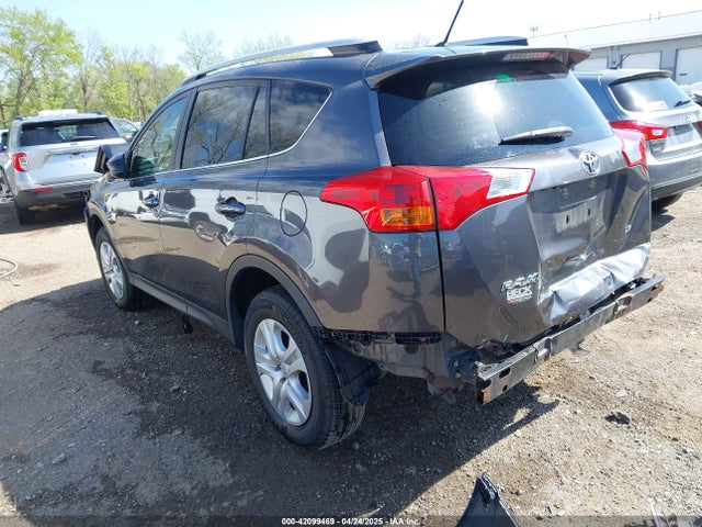 JTMZFREV3EJ004415 Toyota RAV4 LE