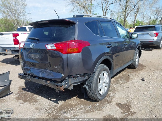 JTMZFREV3EJ004415 Toyota RAV4 LE