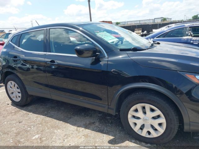 JN1BJ1CV8LW545595 Nissan Rogue Sport S Fwd Xtronic Cvt