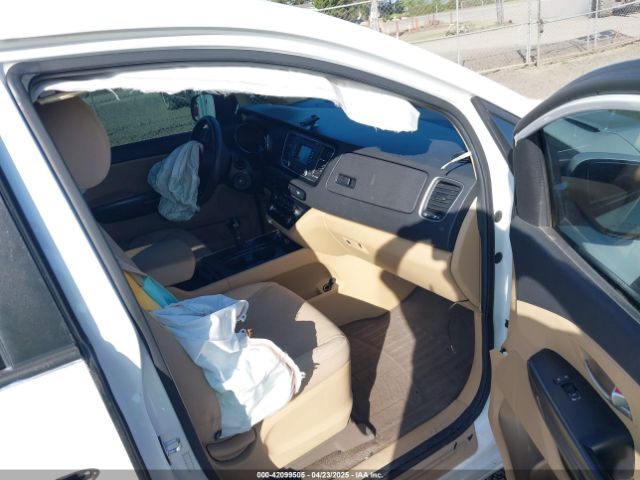 KNDMB5C18G6090003 KIA SEDONA LX