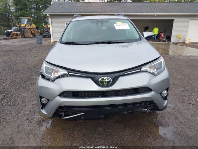 2T3RFREV4HW616631 Toyota Rav4 Xle