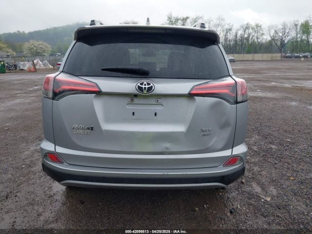 2T3RFREV4HW616631 Toyota Rav4 Xle